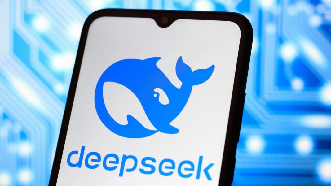 DeepSeek desafía a GPT-5 con su modelo v3.1 y reaviva la carrera IA entre EE. UU. y China