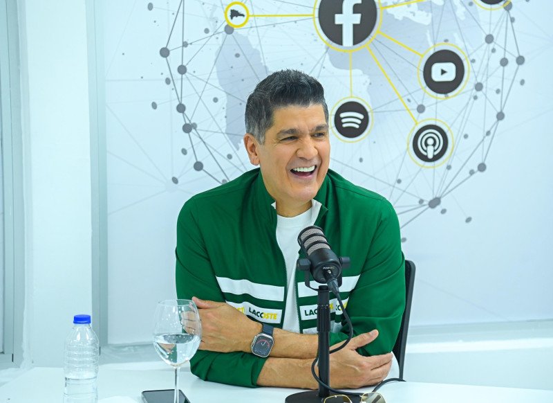 Eddy Herrera: “Lo voy a decir por primera vez, yo no recibo ni un centavo de las disqueras, de regalías, por todos mis éxitos”