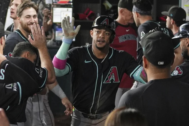 Marte define con HR para Arizona. Otros resultados del martes en MLB