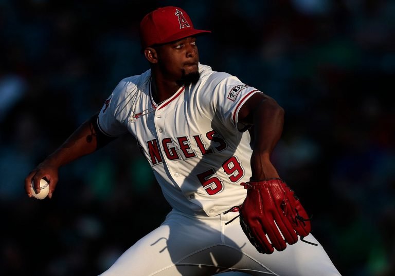 Muchos movimientos de jugadores dominicanos en MLB