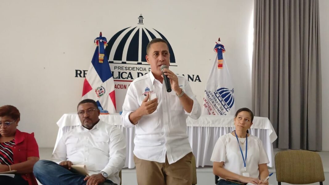 Plan Aulas 24/7 intervendrá liceos y escuelas de Samaná para asegurar cupo estudiantil