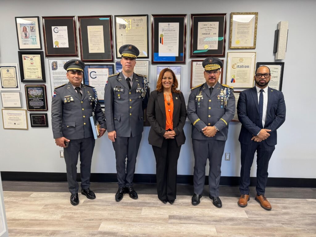 Policía Nacional fortalece vínculos institucionales y destaca avances de la Reforma Policial durante visita oficial a Nueva York