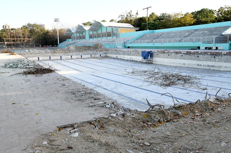 Preocupa al presidente del COD atraso de piscina y pabellón de Combate del Centro Olímpico