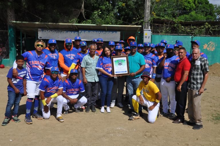 Tamboril gana por partida doble a Villa González y pasa a la Gran Final frente a Cienfuegos