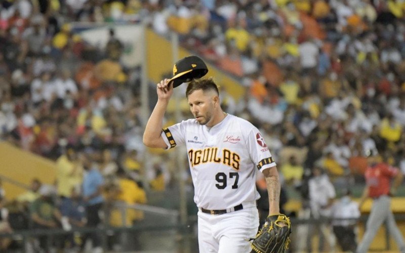 Yunesky Maya se retira como lanzador en Lidom, será coach con las Águilas