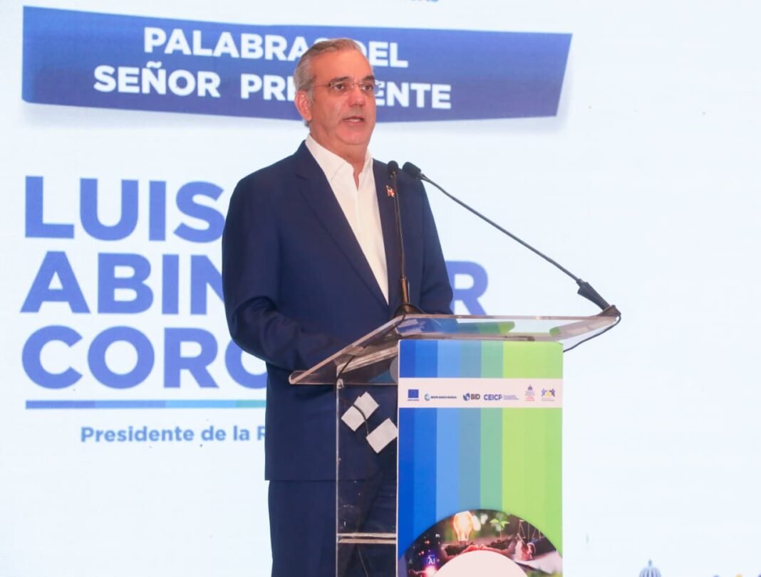 Abinader considera nueva ley de Contrataciones Públicas promueve el desarrollo sostenible Abinader considera nueva ley de Contrataciones Públicas promueve el desarrollo sostenible