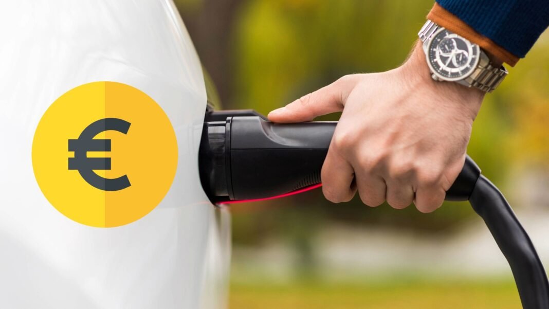 Adiós al coche convencional, en 5 años cambiar la batería será más barato que cambiar un motor gasolina y diésel