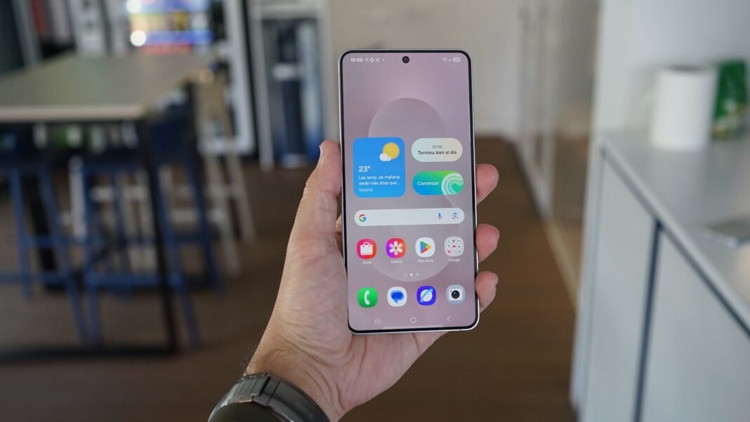 AliExpress pone patas arriba el sector: rebaja el Samsung Galaxy S25 casi a la mitad