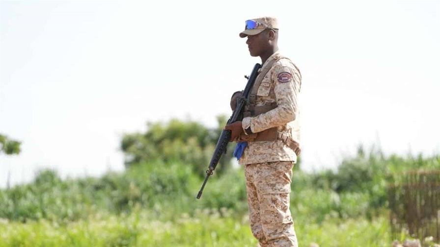 Apresan y repatrían a dos haitianos que burlaron el muro fronterizo en Dajabón
