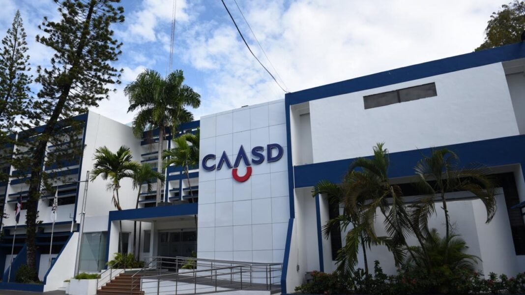 Caasd trabaja para solucionar avería causada por lluvias que limita suministro de agua potable en Las Praderas Caasd trabaja para solucionar avería causada por lluvias que limita suministro de agua potable en Las Praderas