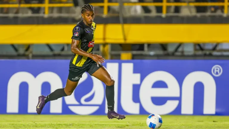 Central y Moca buscan su primera victoria en la Caribbean Cup Central y Moca buscan su primera victoria en la Caribbean Cup