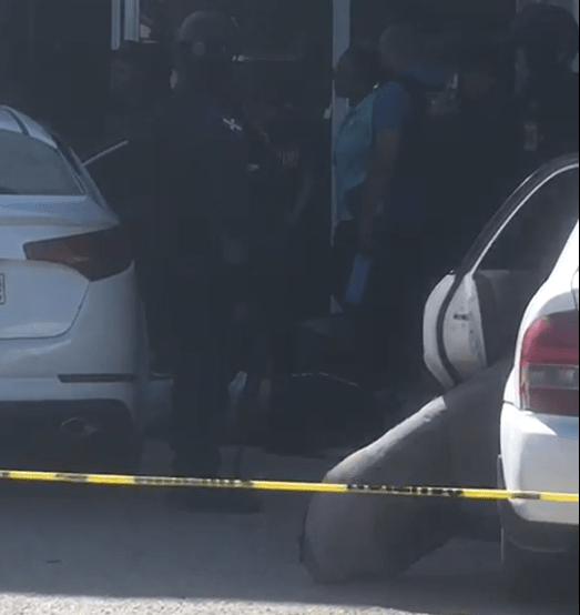 Cinco muertos en medio de enfrentamiento con la Policía en Santiago Cinco muertos en medio de enfrentamiento con la Policía en Santiago
