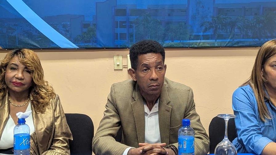 Clemente Terrero califica de exagerado el apresamiento de médicas pasantes por falsas defunciones Clemente Terrero califica de exagerado el apresamiento de médicas pasantes por falsas defunciones