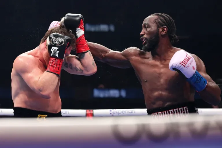 Crawford venció el aumento de peso…Y al “Canelo”… Crawford venció el aumento de peso…Y al “Canelo”…