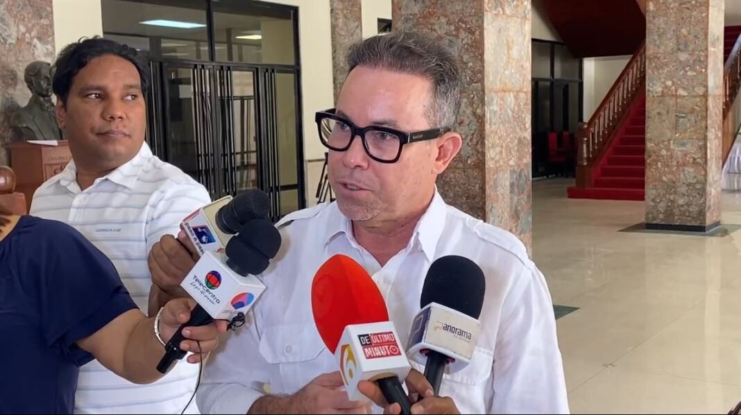 Diputado Díaz llama a usar mecanismos legales para garantizar transparencia