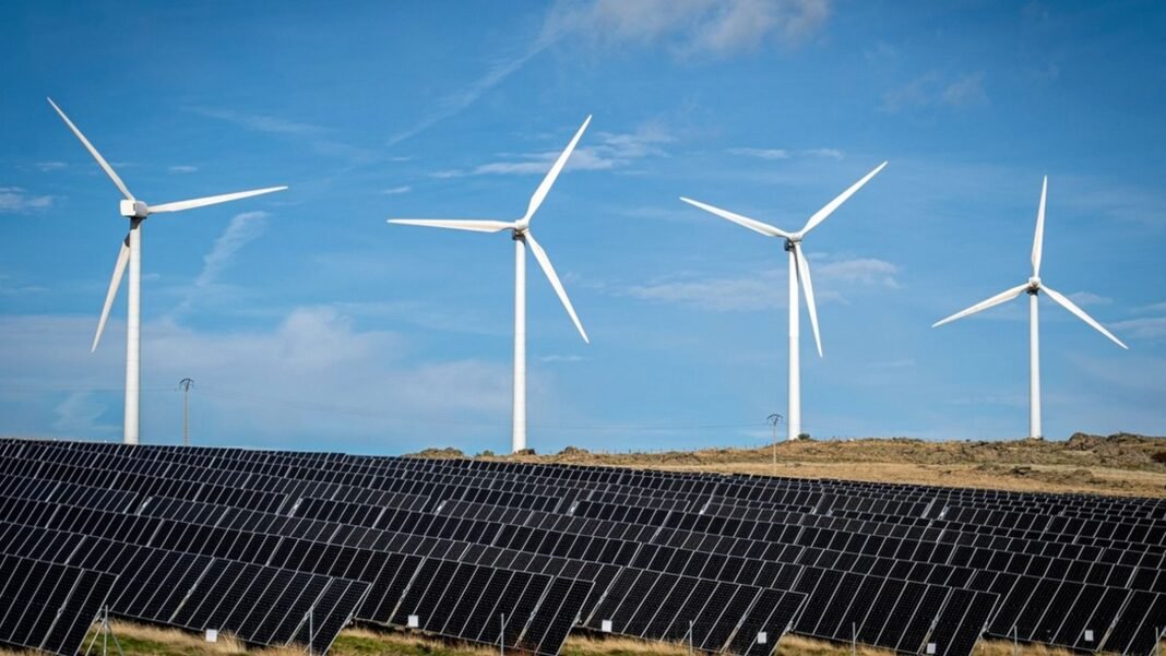 El primer parque híbrido solar y eólico de España funciona tan bien, que ha aumentado su producción un 60%