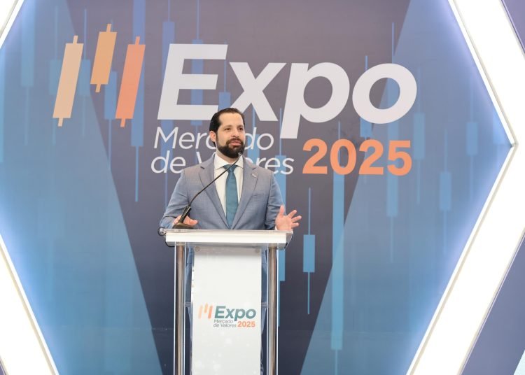 Ernesto Bournigal: “Fondos de inversión son catalizadores del desarrollo de RD” Ernesto Bournigal: “Fondos de inversión son catalizadores del desarrollo de RD”