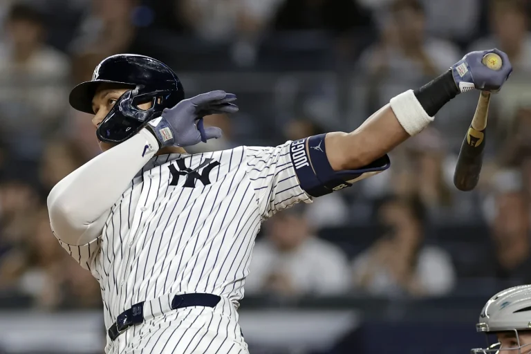 Judge dio 2HR, iguala a Dimaggio: Yankees, Filis y Marlins ganaron en MLB Judge dio 2HR, iguala a Dimaggio: Yankees, Filis y Marlins ganaron en MLB