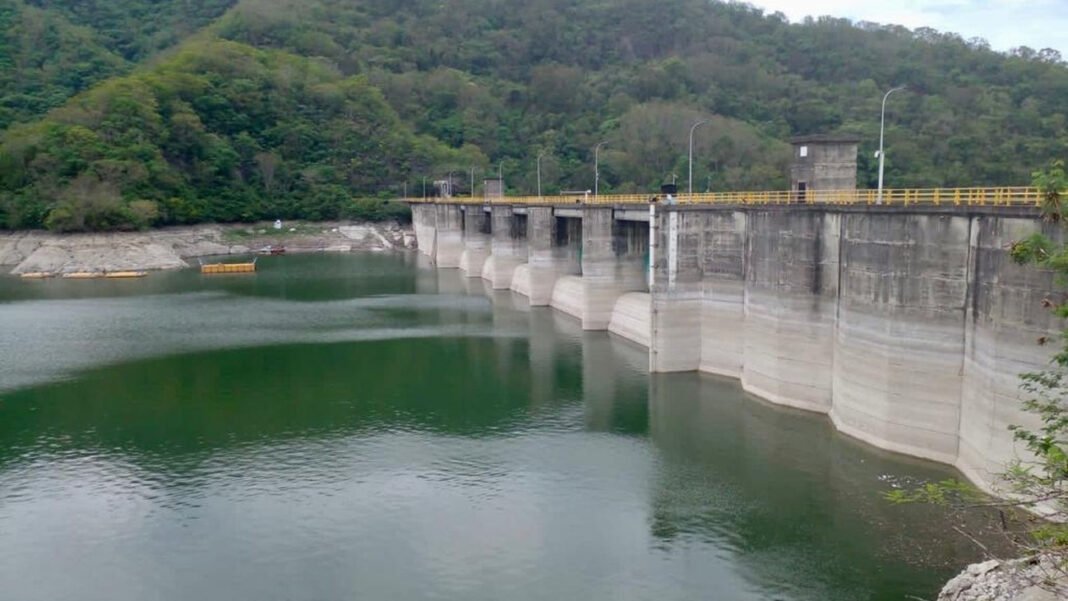La lluvias dejan 43 acueductos fuera de servicio y mantienen alerta verde en Dajabón, Duarte y Santiago La lluvias dejan 43 acueductos fuera de servicio y mantienen alerta verde en Dajabón, Duarte y Santiago