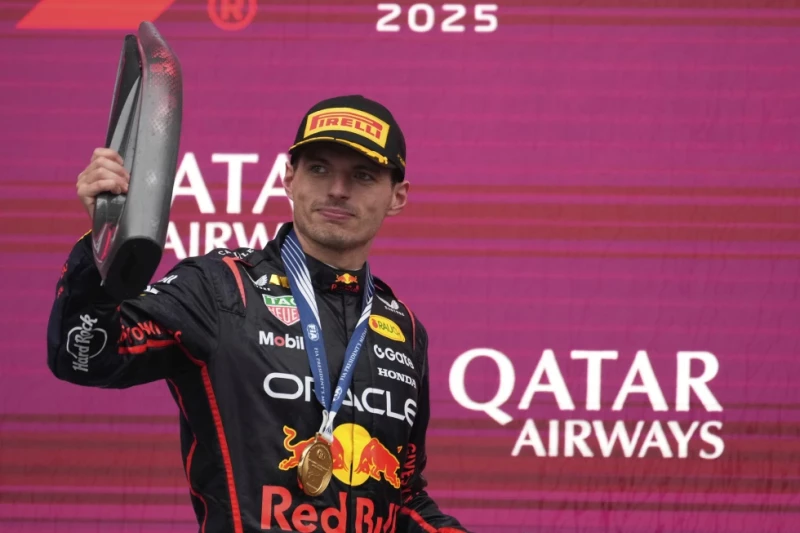 Max Verstappen se impone en el GP de Azerbaiyán de F1, Oscar Piastri choca en la primera vuelta Max Verstappen se impone en el GP de Azerbaiyán de F1, Oscar Piastri choca en la primera vuelta