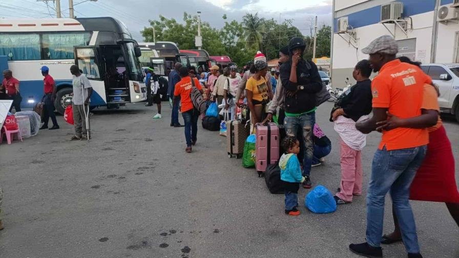 Migración: Más de 115 mil haitianos indocumentados salieron de RD por voluntad propia en ocho meses