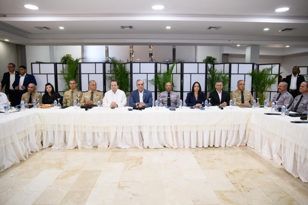 Ministra de Interior y Policía: Nadie en la Policía está por encima de la ley