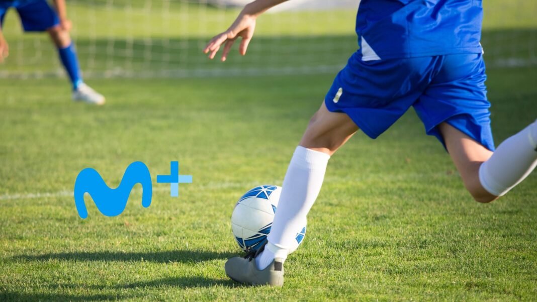 Movistar Plus+ presume de sus precios para ver el fútbol en casa y se defiende: “No tienes que pagar 130 euros” Movistar Plus+ presume de sus precios para ver el fútbol en casa y se defiende: “No tienes que pagar 130 euros”