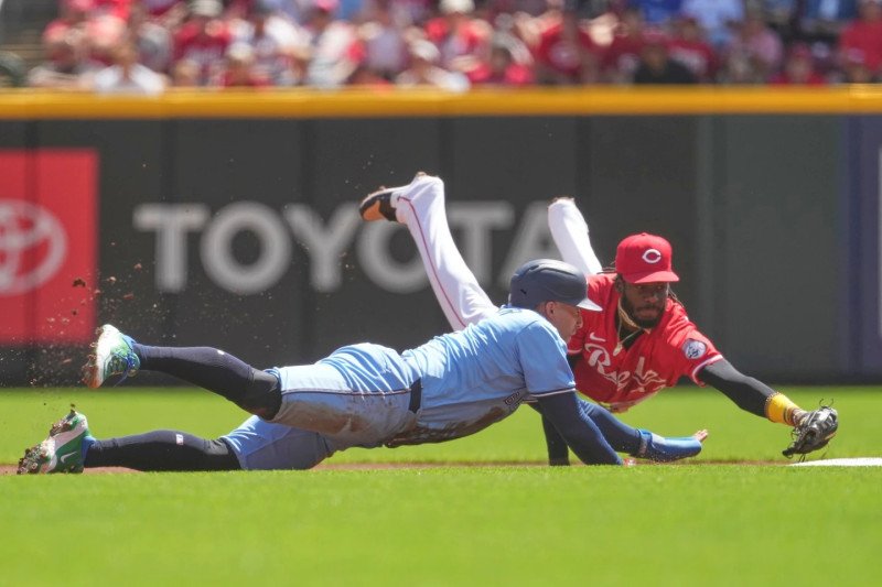 Noelvi Marte decide con sencillo en el 9no el triunfo de Cincinnati sobre Toronto