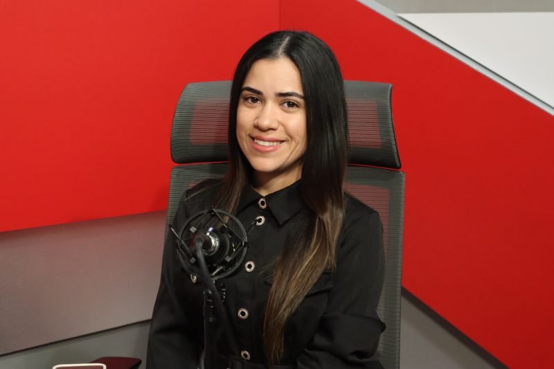 Nutrióloga advierte personas consumen el doble de azúcar, incluso creyendo que comen saludable