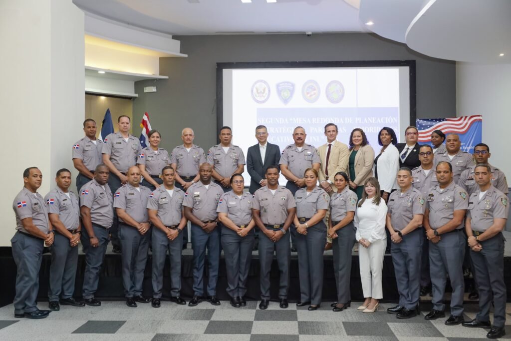 Policía Nacional e INL trazan prioridades de capacitación policial 2026-2027 para combatir el crimen organizado Policía Nacional e INL trazan prioridades de capacitación policial 2026-2027 para combatir el crimen organizado