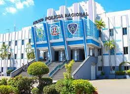 Policía Nacional persigue a dos prófugos armados acusados de atracos Policía Nacional persigue a dos prófugos armados acusados de atracos