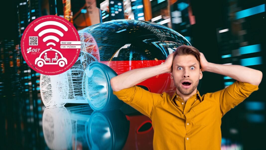 Qué significa la extraña pegatina roja que ha anunciado la DGT, y que será obligatoria en algunos vehículos