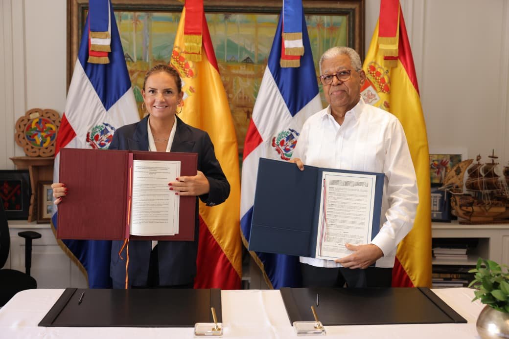 RD y España impulsan el uso del español en la diplomacia RD y España impulsan el uso del español en la diplomacia