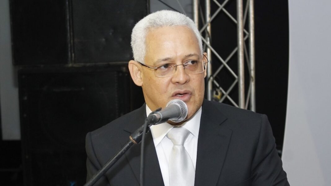Renuncia José Antonio Aybar como presidente de la CNEPR tras tres meses en el cargo Renuncia José Antonio Aybar como presidente de la CNEPR tras tres meses en el cargo