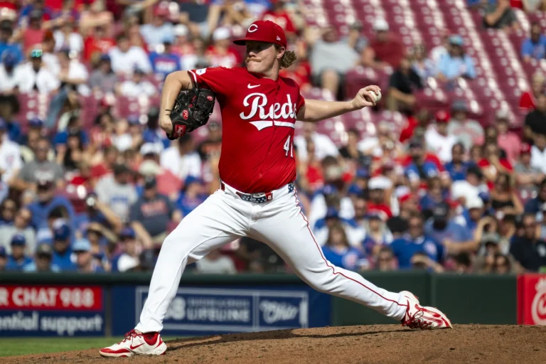 Rojos igualan con los Mets por el último Wild Card. Milwaukee amarra la División Central Rojos igualan con los Mets por el último Wild Card. Milwaukee amarra la División Central