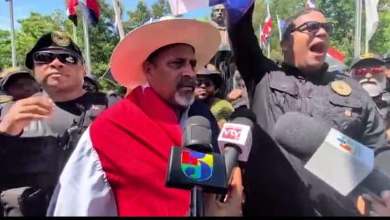 «Si tocan a Riveron este país cogerá candela, no quedará un haitiano», Anyelo Vásquez «Si tocan a Riveron este país cogerá candela, no quedará un haitiano», Anyelo Vásquez