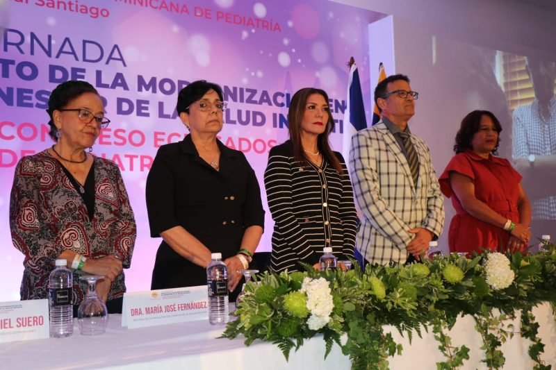 Sociedad resalta importancia de humanización y modernización en atención infantil Sociedad resalta importancia de humanización y modernización en atención infantil