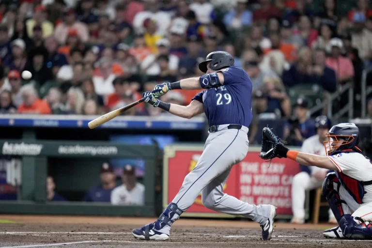 Todos los resultados: Mariners 6, Astros 4 — Récord histórico de Cal Raleigh Todos los resultados: Mariners 6, Astros 4 — Récord histórico de Cal Raleigh