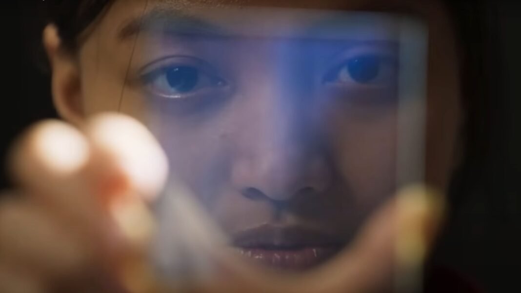 Adiós a los pendrive USB, tarjetas de memoria y discos duros, llega el cristal indestructible que puede guardar archivos de forma ilimitada