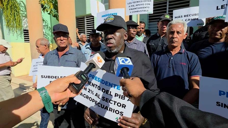 Agrónomos de Dajabón se suman al paro nacional en demanda de pensiones dignas y aumento salarial Agrónomos de Dajabón se suman al paro nacional en demanda de pensiones dignas y aumento salarial