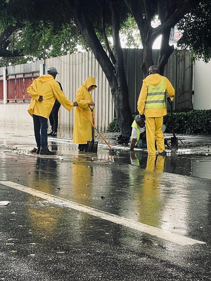 Alcaldía del DN amplía los trabajos para mitigar lluvias del huracán Melissa Alcaldía del DN amplía los trabajos para mitigar lluvias del huracán Melissa