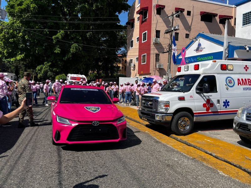 ARS SEMMA realiza caminata: “La educación se viste de rosa” ARS SEMMA realiza caminata: “La educación se viste de rosa”