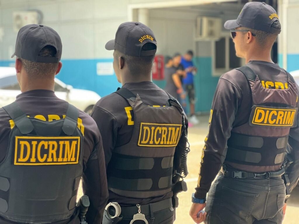 Autoridades ultiman a hombre y hieren a dos en San Cristóbal Autoridades ultiman a hombre y hieren a dos en San Cristóbal
