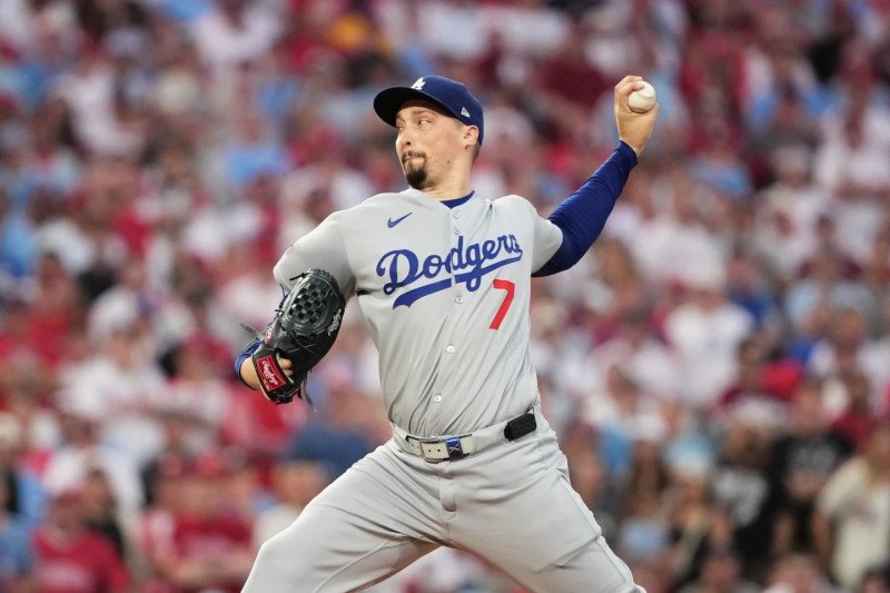 Blake Snell brilla mientras el bullpen frena remontada de los Filis para ganar 4-3; Dodgers va 2-0 Blake Snell brilla mientras el bullpen frena remontada de los Filis para ganar 4-3; Dodgers va 2-0