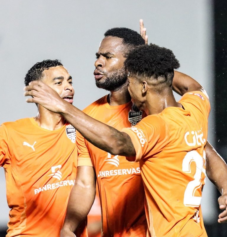 Cibao FC se impone de visitante al Vega Real en la jornada 11 de la LDF