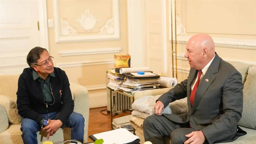 Colombia y Estados Unidos dan los primeros pasos para superar la crisis diplomática Colombia y Estados Unidos dan los primeros pasos para superar la crisis diplomática