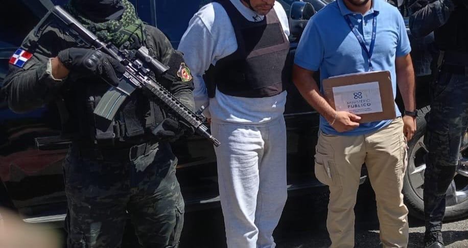 DEPORTAN DESDE ESTADOS UNIDOS DOMINICANO VINCULAN A ESTRUCTURA DE NARCOTRÁFICO DEPORTAN DESDE ESTADOS UNIDOS DOMINICANO VINCULAN A ESTRUCTURA DE NARCOTRÁFICO