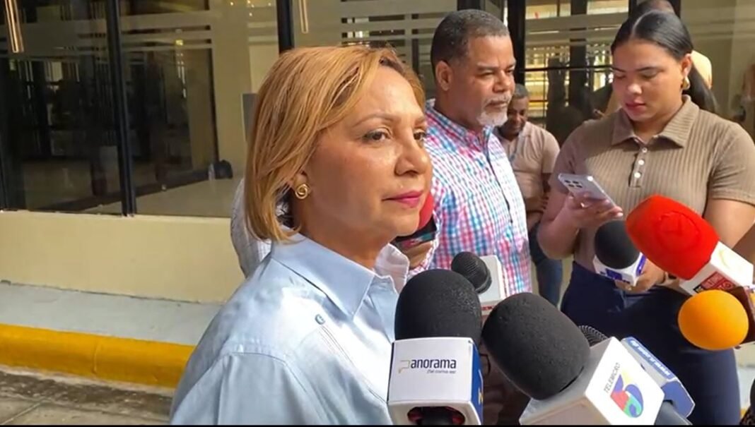 Diputada Soraya Suárez: “Lo que está pasando en Santiago no es delincuencia, es sicariato” Diputada Soraya Suárez: “Lo que está pasando en Santiago no es delincuencia, es sicariato”