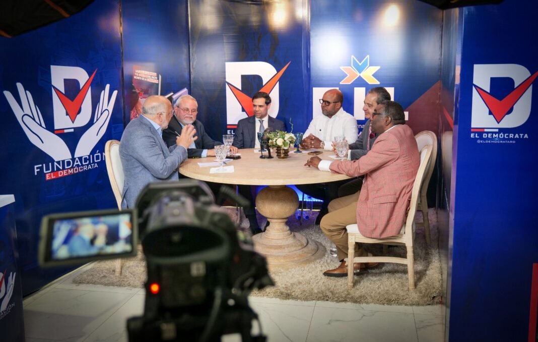 El Demócrata y su Fundación crean el Premio Nacional de Jóvenes Escritores Camila Henríquez Ureña El Demócrata y su Fundación crean el Premio Nacional de Jóvenes Escritores Camila Henríquez Ureña