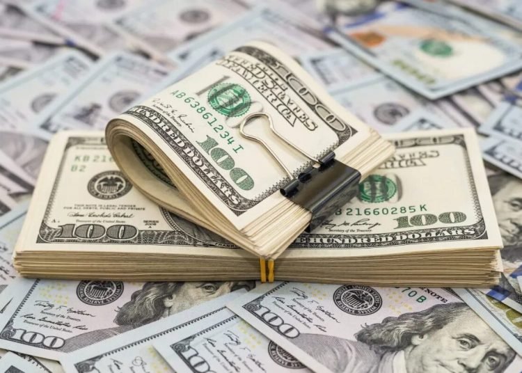 El dólar se cambia este lunes para la venta a RD$63.36 El dólar se cambia este lunes para la venta a RD$63.36